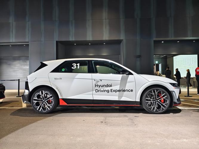 机箱散热风扇配置