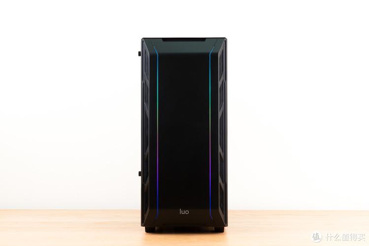 机箱内部硬件安装空间