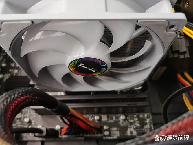 机箱散热风扇配置
