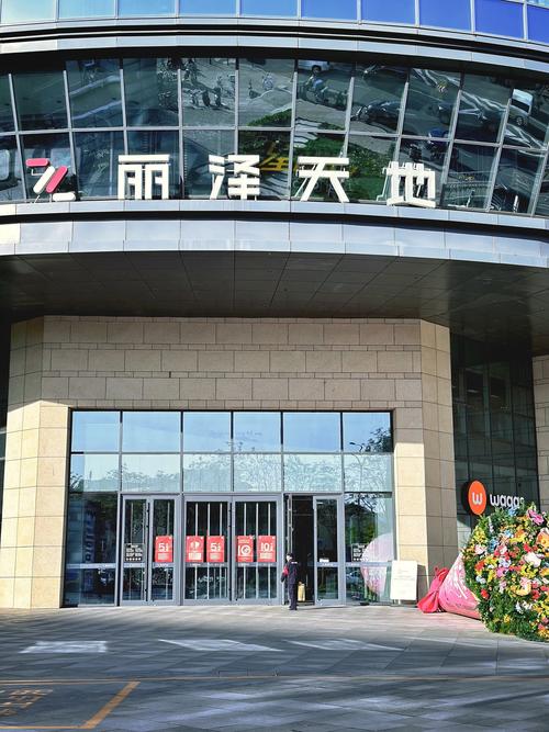 东方城魔方8号机箱评测:经典中塔架构,高性价比装机之选