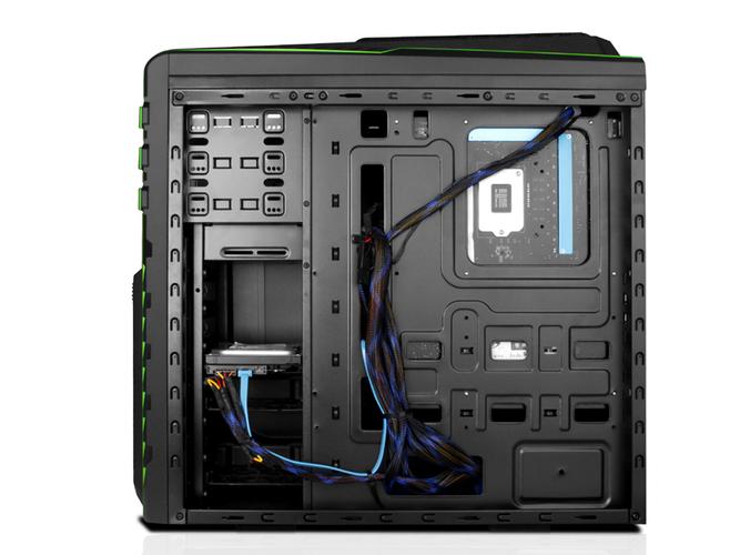 机箱散热风道与风扇布局