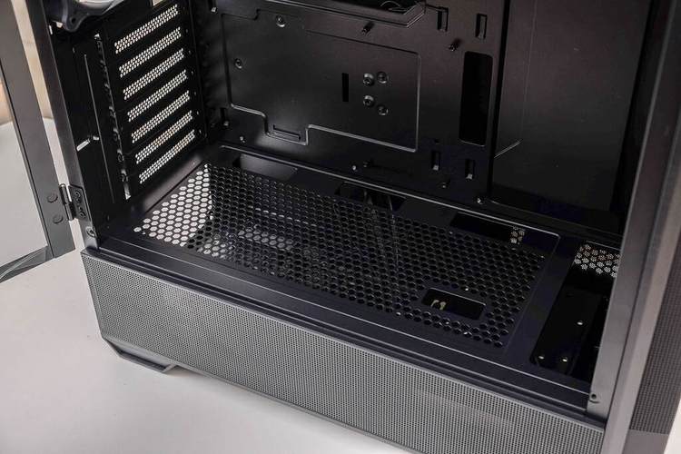 水冷散热系统安装