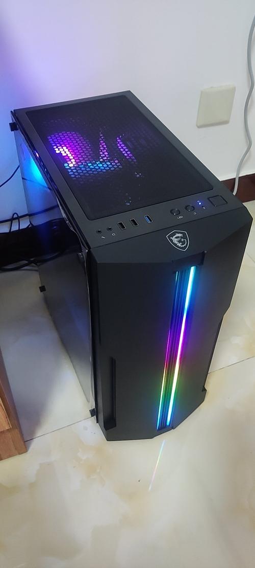 RGB灯效与装机走线