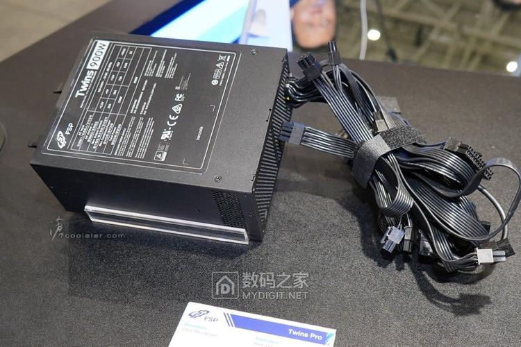 机箱内部硬件安装空间