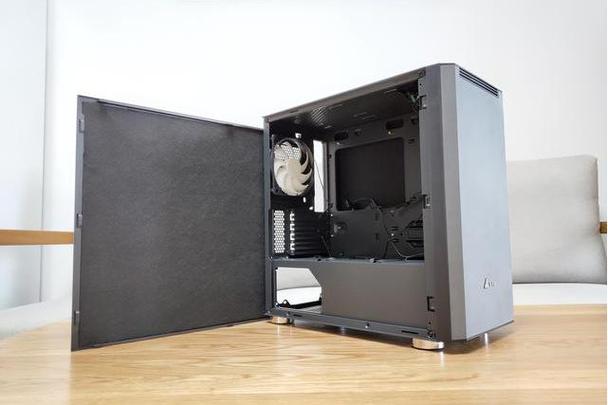 金河田静音坊MR2深度评测：MATX紧凑型机箱的静谧之选