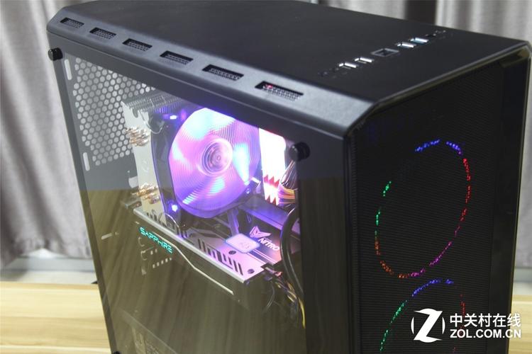高性能游戏主机装机效果