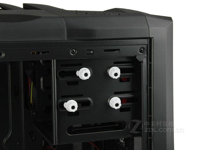 机箱内部扩展空间