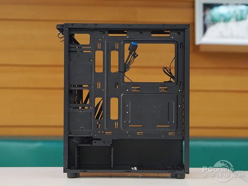机箱背部理线效果
