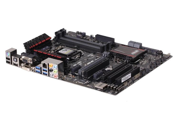 主板核心硬件规格