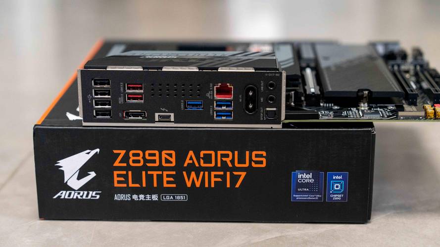 技嘉Z790 AORUS TACHYON深度评测:极限超频玩家的信仰之选