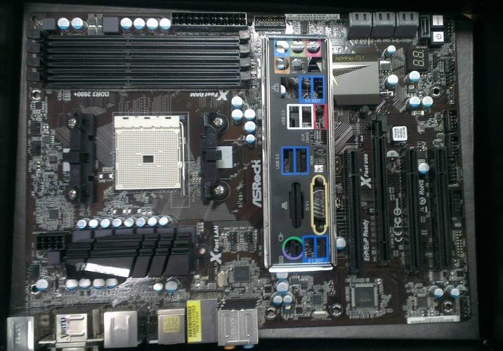 主板核心硬件规格