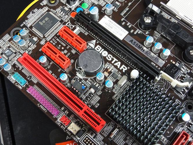 主板核心硬件规格