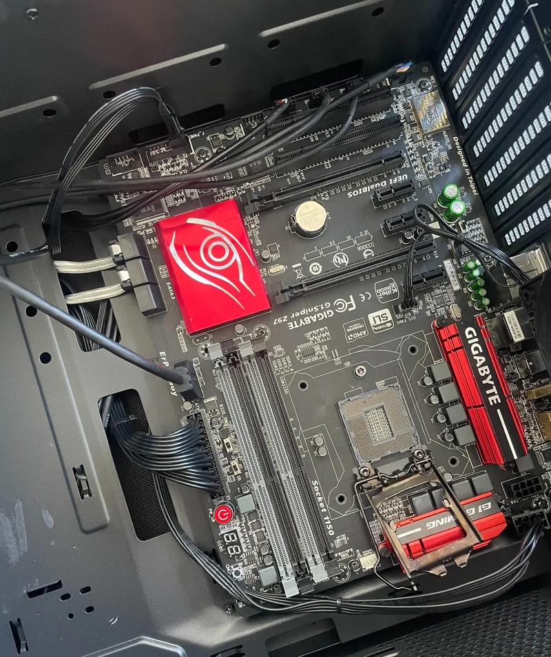 经典重温：技嘉Z97X-Gaming 7主板深度评测，LGA 1150平台的电竞利器