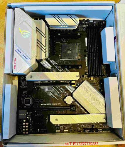 纯白信仰之选:华硕ROG STRIX B650-A GAMING WIFI 吹雪深度评测