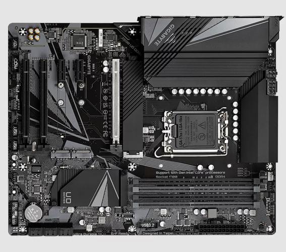 技嘉Z690 UD DDR4 V2深度评测：高性价比的第12/13代酷睿稳健之选