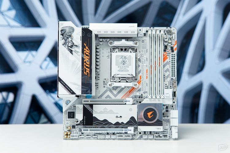 技嘉B850 AORUS ELITE WIFI7 ICE深度评测：AM5平台的颜值与性能新标杆