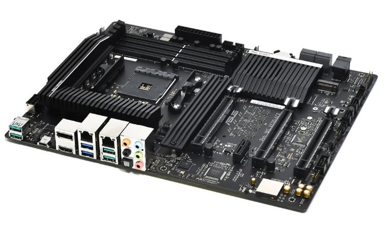 主板核心芯片与扩展插槽