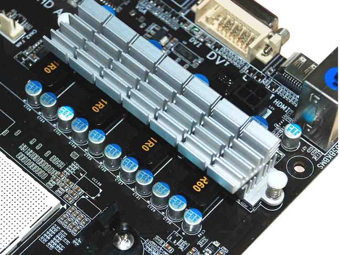 磐正AA55AX-Q7深度评测：FM1平台的经典之作与实用主义选择