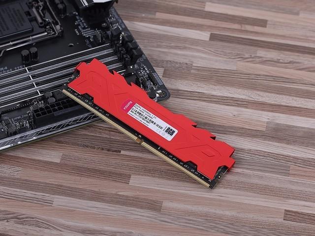 内存散热片细节