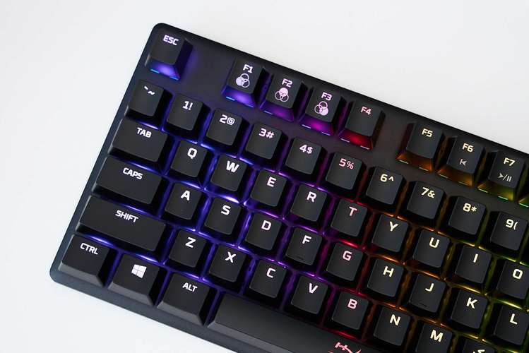 机械键盘轴体特写