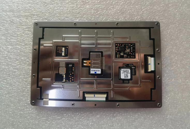 移动办公新利器：前行者B023折叠触摸板键盘深度评测