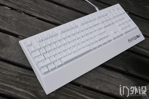 机械键盘灯光效果