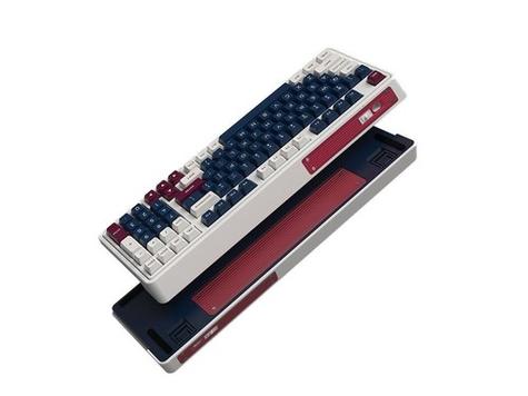 腹灵CMK98机械键盘深度评测：水母轴带来的极致敲击体验