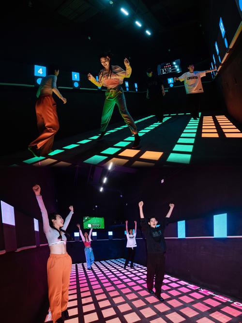 键盘充电与电池管理