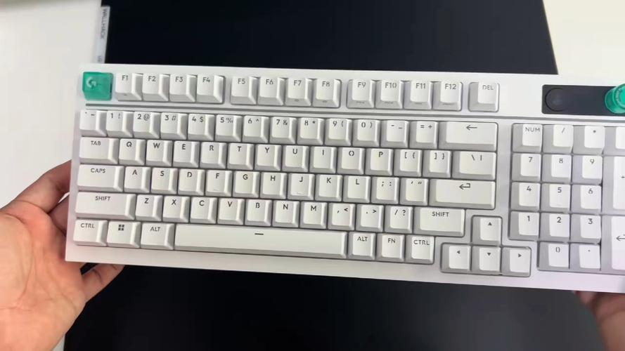 虹龙G62基础款评测：百元级竞技鼠标的性能越级之作