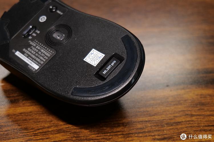 雷神ML201 Pro深度评测：百元级三模竞技鼠标的性价比之选