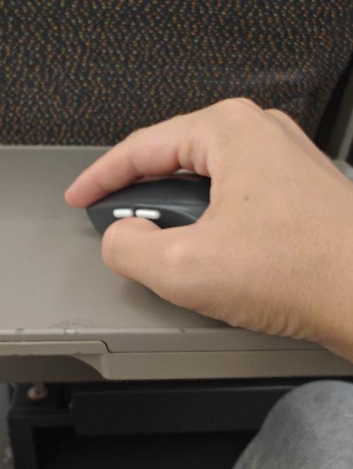 办公桌面与鼠标购买建议