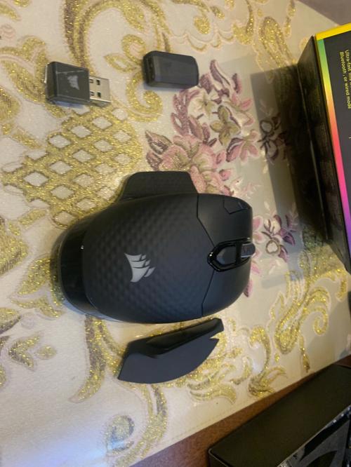 电脑外设与供电连接