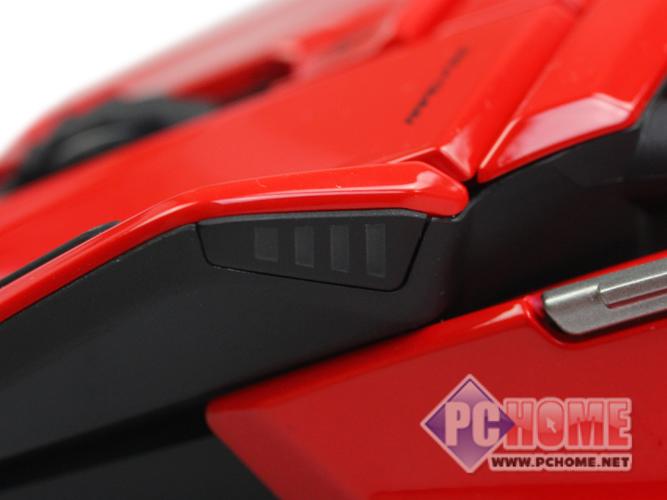 电竞桌面与外设环境