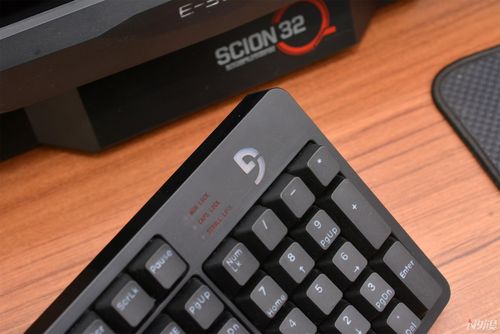 有线外设桌面连接场景