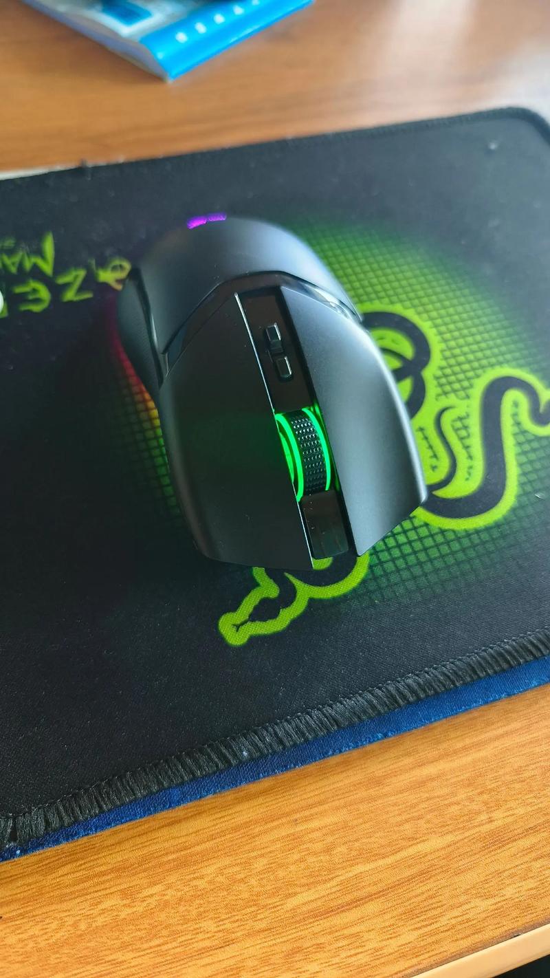 黑色科技风外设产品