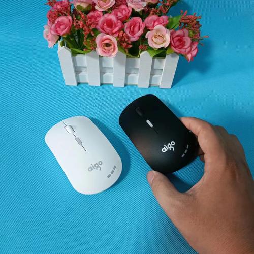 桌面办公设备特写