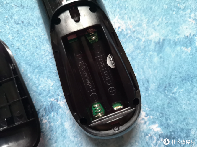 电路与硬件细节，适合展示核心规格主题