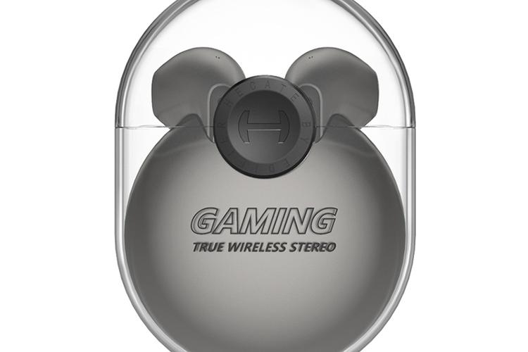 电竞外设与电脑桌面规格展示