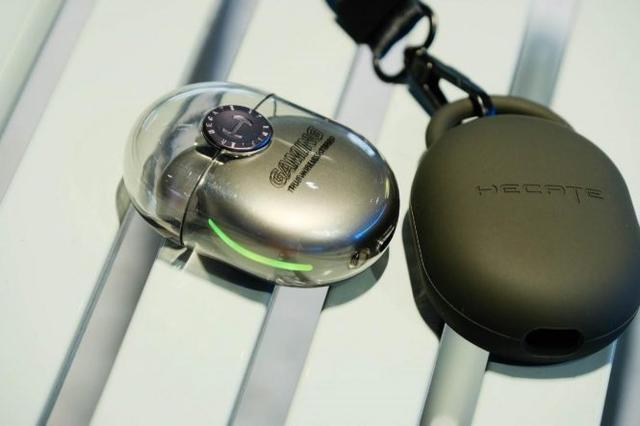 电竞键鼠性能体验场景