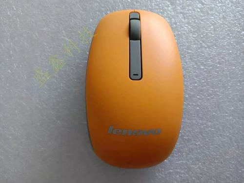 笔记本办公与无线鼠标