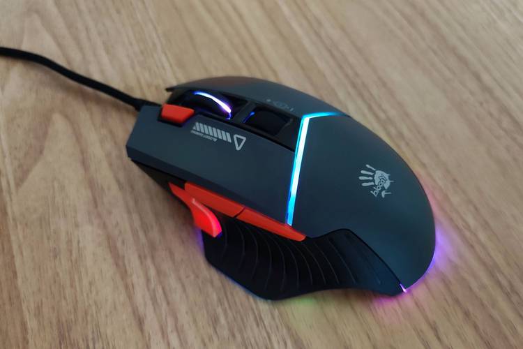 有线外设与桌面连接场景