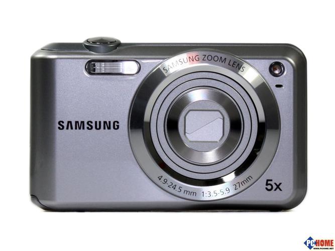 游戏玩家选购外设场景