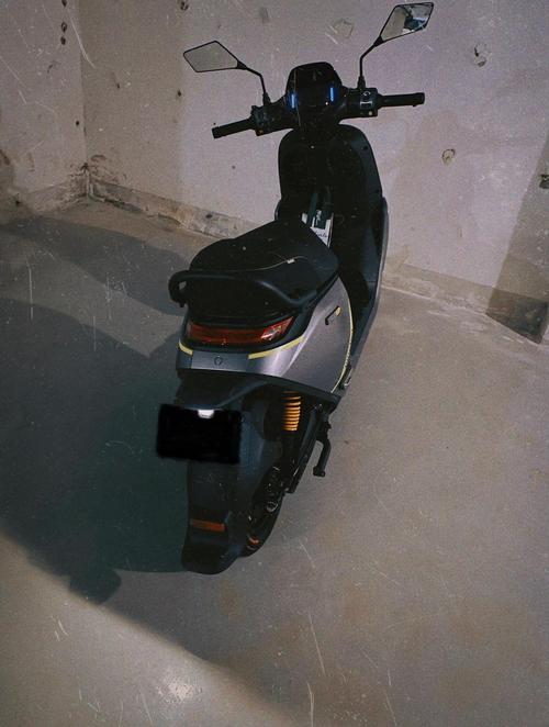 办公电脑桌面特写