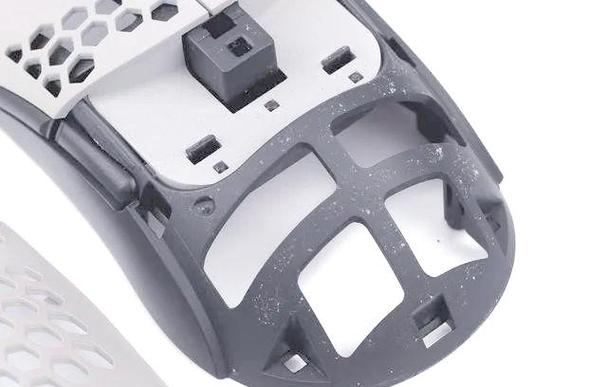 鼠标在桌面上的办公使用场景