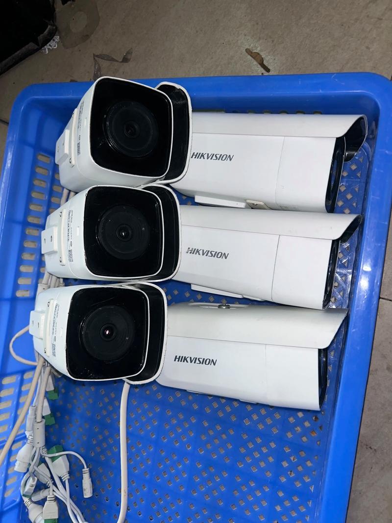 科技感电脑硬件与装机环境