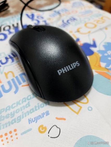 科技产品与桌面设备组合场景