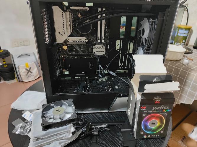 电脑主板与硬件电路特写