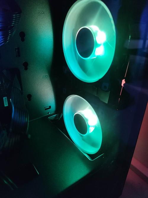 RGB电脑硬件散热展示