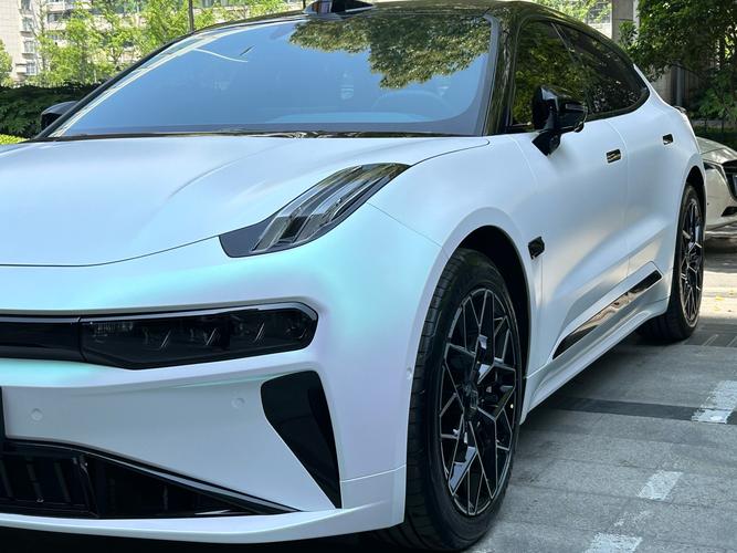 桌面电脑硬件与散热器安装环境