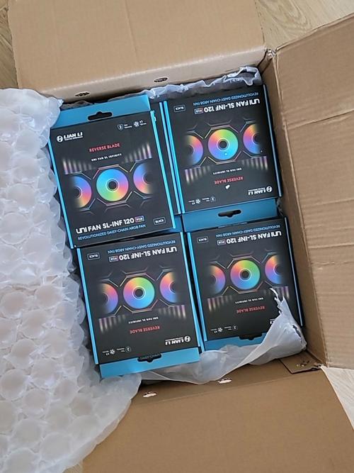 装机完成后的电脑外观